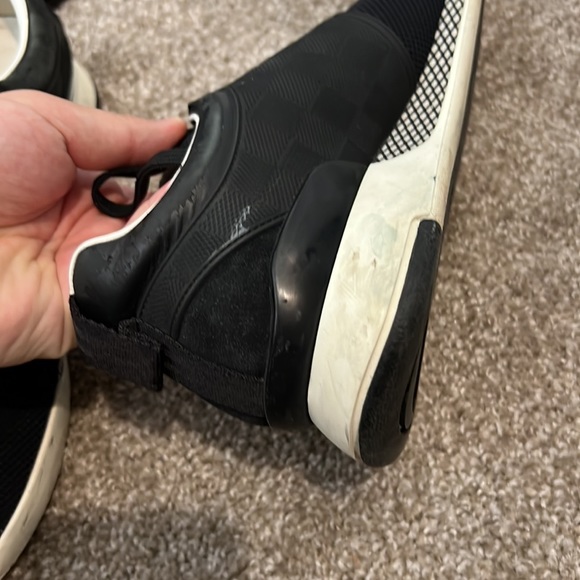 Small that’s way selling it. - Picture 12 of 15